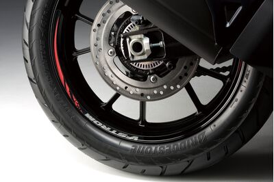 Suzuki V-Strom 1050 / XT ABS Wheel Rear Rim Decals