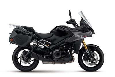 New Suzuki GSX-S1000GX+ Glass Sparkle Black | Suzuki Bikes UK | Two Wheel Centre Mansfield Ltd, Nottingham