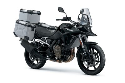 Suzuki DL800 RE V-Strom Tour - Black (Silver Luggage) | New Suzuki Motorcycles at Two Wheel Centre Mansfield Ltd | Nottinghamshire Suzuki Dealer